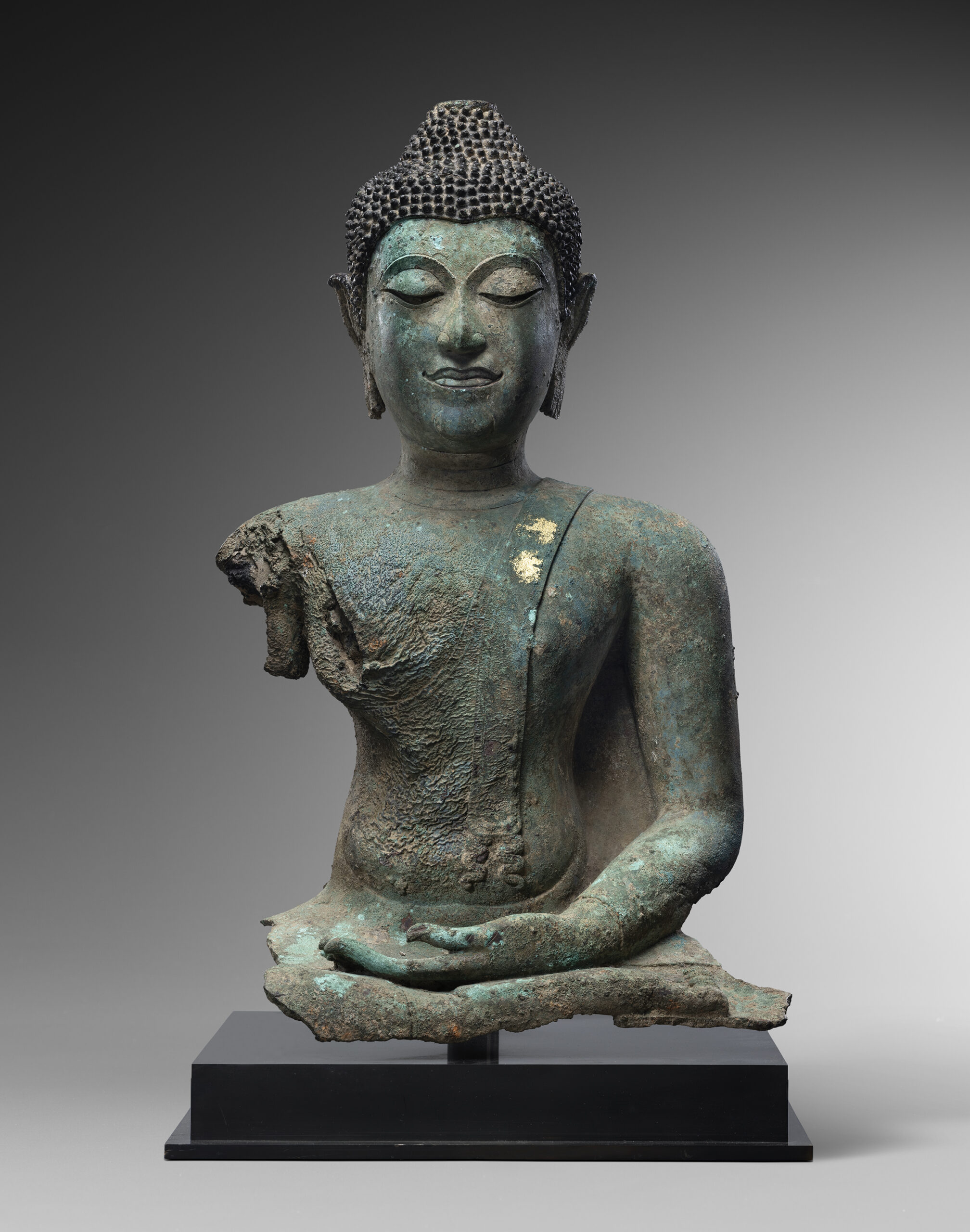 LARGE BRONZE BUDDHA