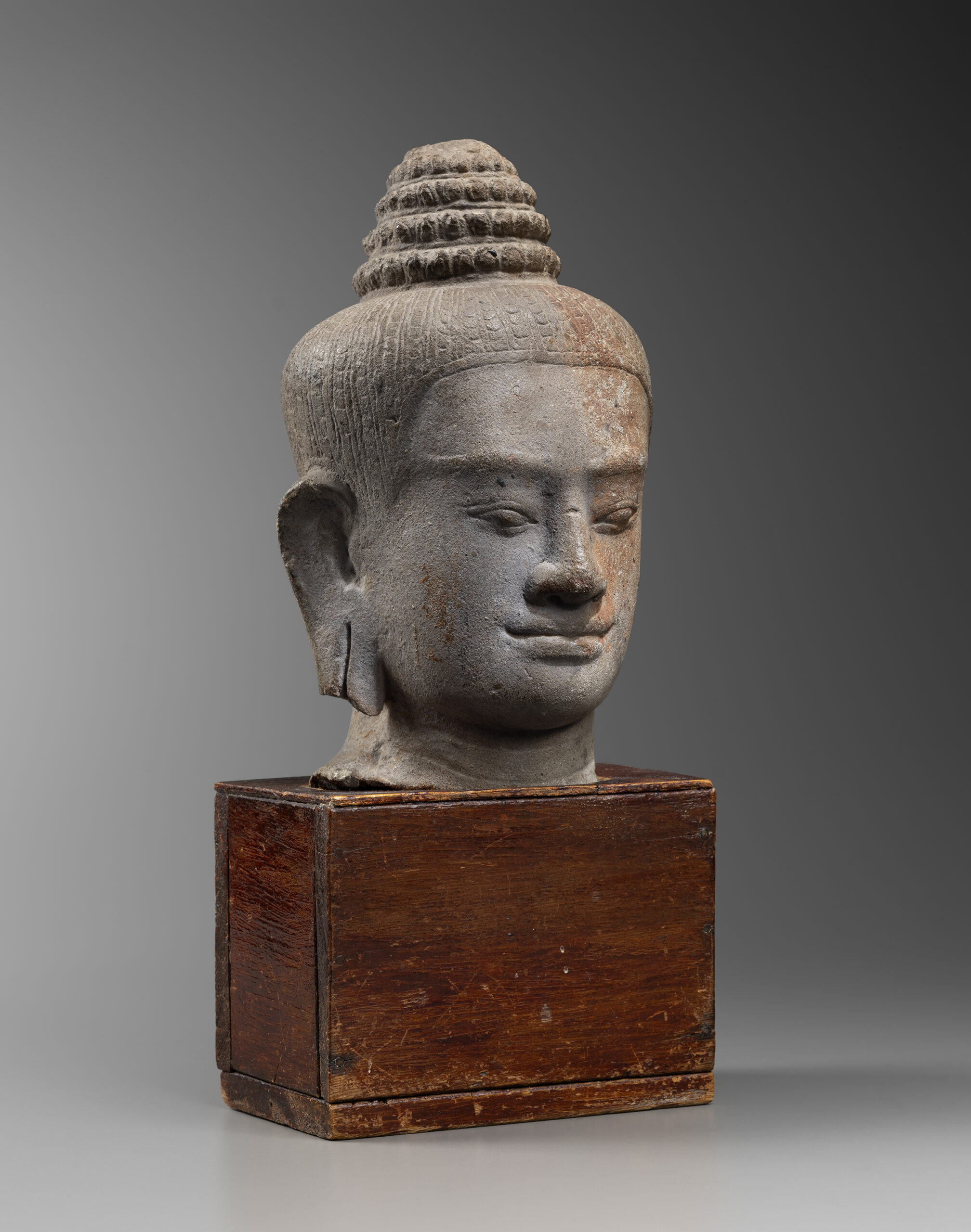 HEAD OF A DEITY